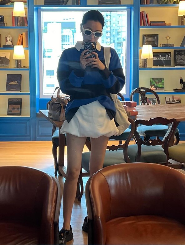  모델 장윤주 인스타그램 패션 코디 추천, 메종마레 럭비셔츠 벌룬쇼츠 코디 추천!