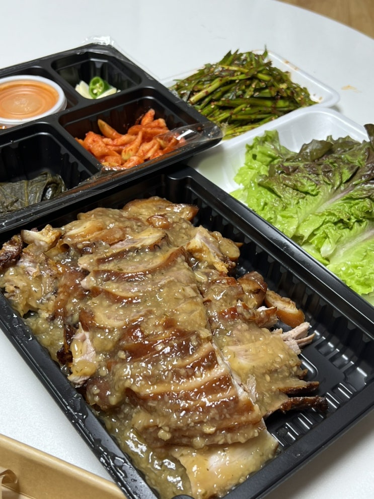  부천시청 현대백화점 맛집 유진족발 포장