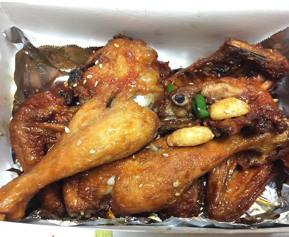 또봉이통닭 충남아산설화타운점 사진 2