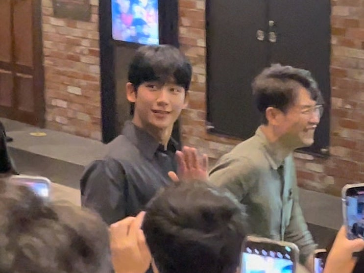<b>베테랑2</b> 개봉일 용산 CGV 무대인사 : <b>정해인</b> 배우