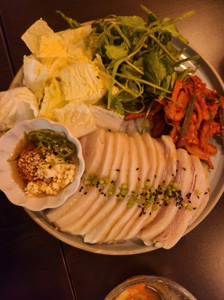  서교동술집 분위기 감성에 취하다, 서행