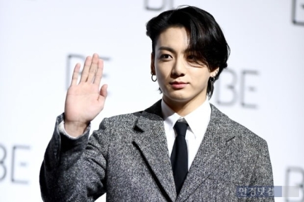 BTS 정국, <b>뉴진스</b> 지지?…"아티스트는 죄가 <b>없다</b>" 일파만파
