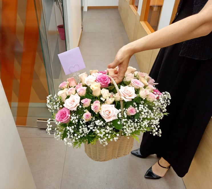  여자친구 직장에 전달해 드린 생일 축하 장미 꽃바구니[일산꽃집, 주엽꽃집, 킨텍스꽃집, 주엽 플라워]
