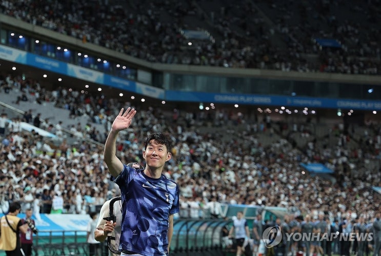 <b>아이유</b> 콘서트와 손흥민의 잔디 불만, 서울<b>월드컵경기장</b>의... 
