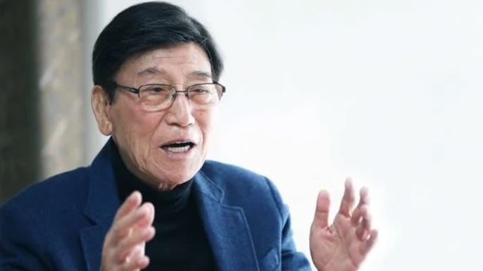 '1호 기상캐스터' 전 기상통보관 김동완씨 별세...향년 89세