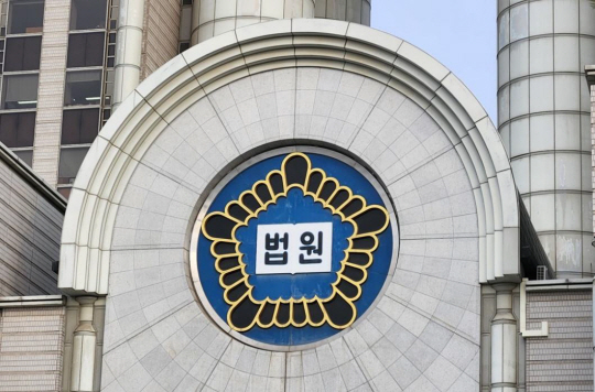 백내장 수술 비싼 이유 있었네...150만원이 브로커 알선료 백내장 수술 비싼 이유 있었네...150만원이 브로커 알선료