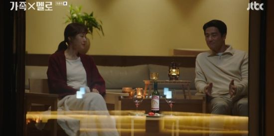 <b>지진희</b>, 김지수·손나은에 가족으로 인정받고 '<b>해피엔딩</b>' [종합]