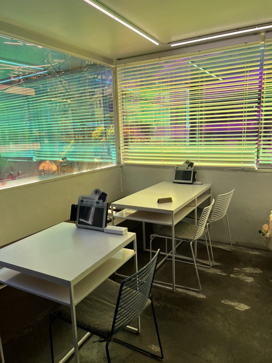 BD Burger Seongsu — Surprisingly Generous Portions (Cheongyang Mayo Bulgogi & Double Cheese) 5