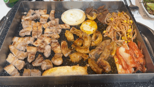  삼겹살과 곱창을 한 번에 먹을 수 있는 양재천 맛집, “삼곱식당 양재점”