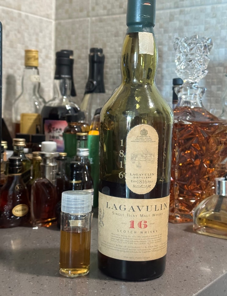  라가불린16 화이트홀스 리뷰(lagavulin 16 white horse 80~90s)