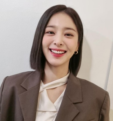  장지동 미용실 | 중단발 기장의 여자 연예인 헤어스타일 탐구