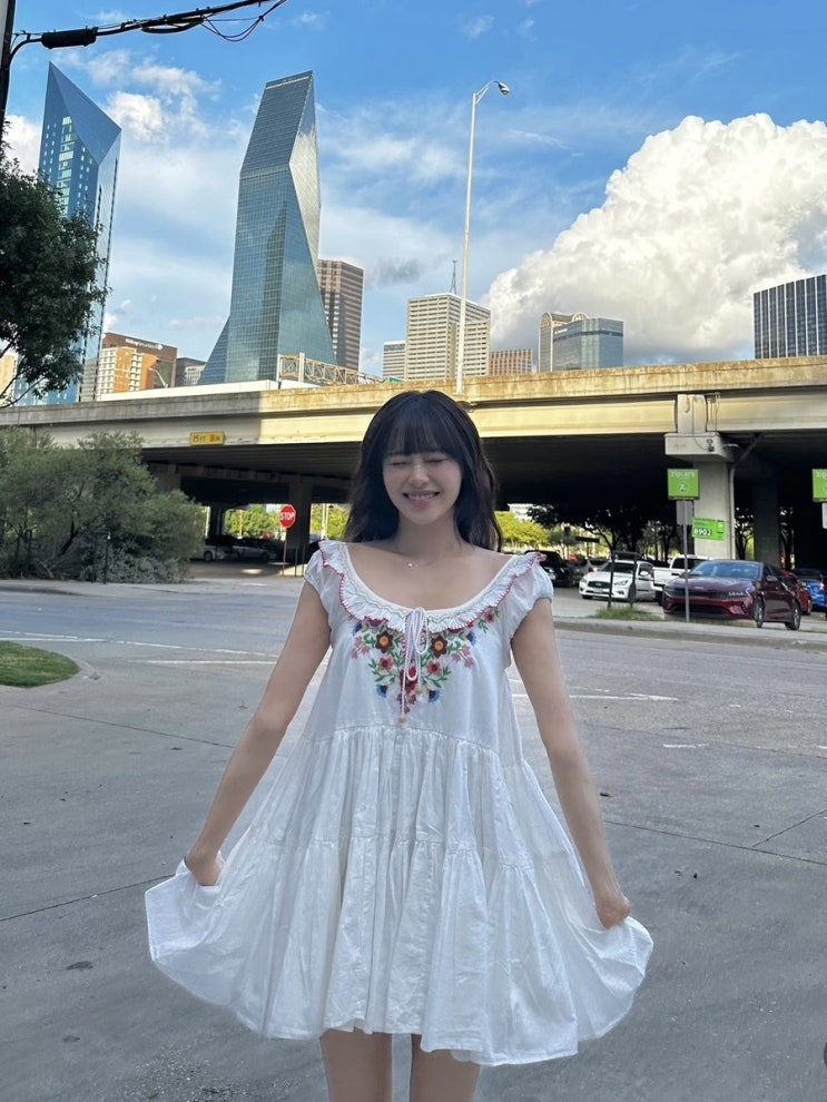  츄 인스타그램 미니원피스 코디 20대 여자 패션 프리피플 셀리아 미니 원피스 추천!
