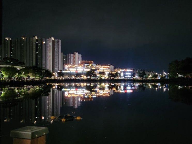  청주 야경 명소 명암저수지에서 밤산책을 즐기며