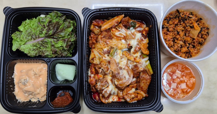  [유가네 닭갈비] 치즈닭갈비 소(小) 볶음공기 추가