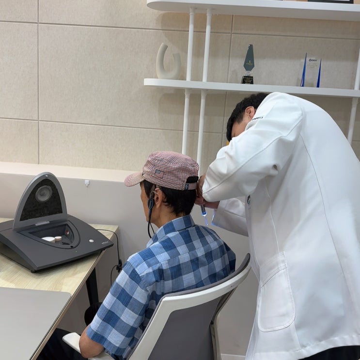  보청기 고장, 잘 관리 받고 싶으시다면 사후관리 여부 확인하세요