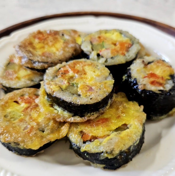  명절음식 처리? 아니 먹다남은 김밥 처리 김밥계란전 만들기