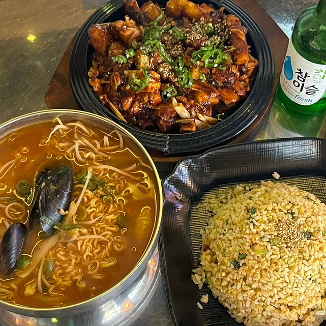  부산 서면역 술집 서면술집 밤술 숯불양념닭갈비