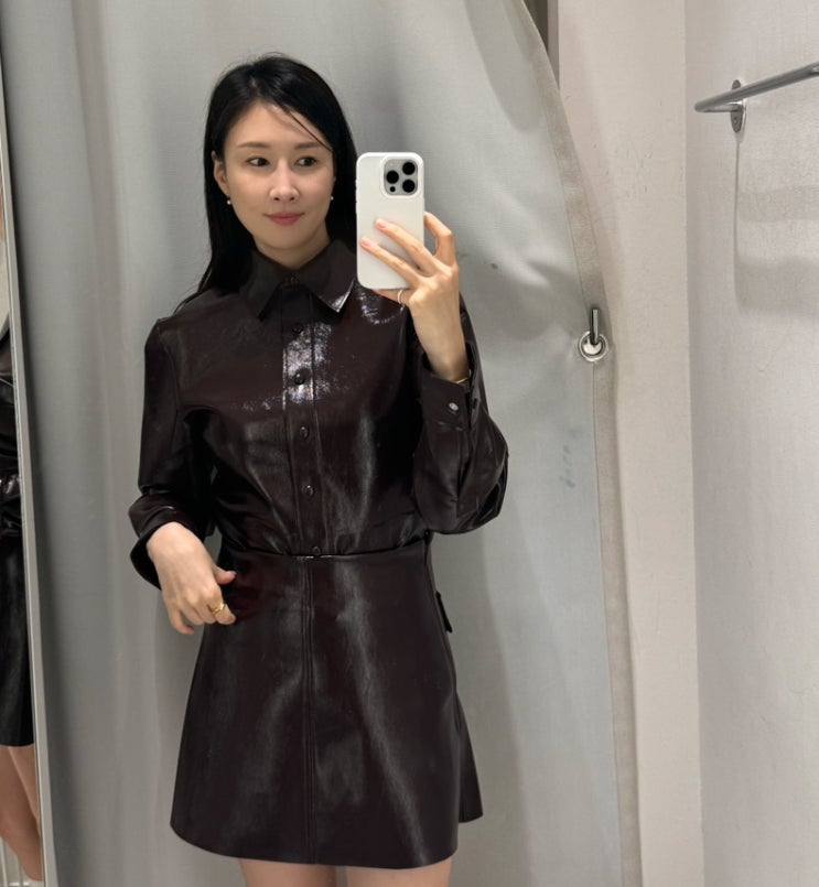  흐앤므 가을 신상 인기템 버건디 코티드 셔츠&미니스커트 H&M 매장 입어보기