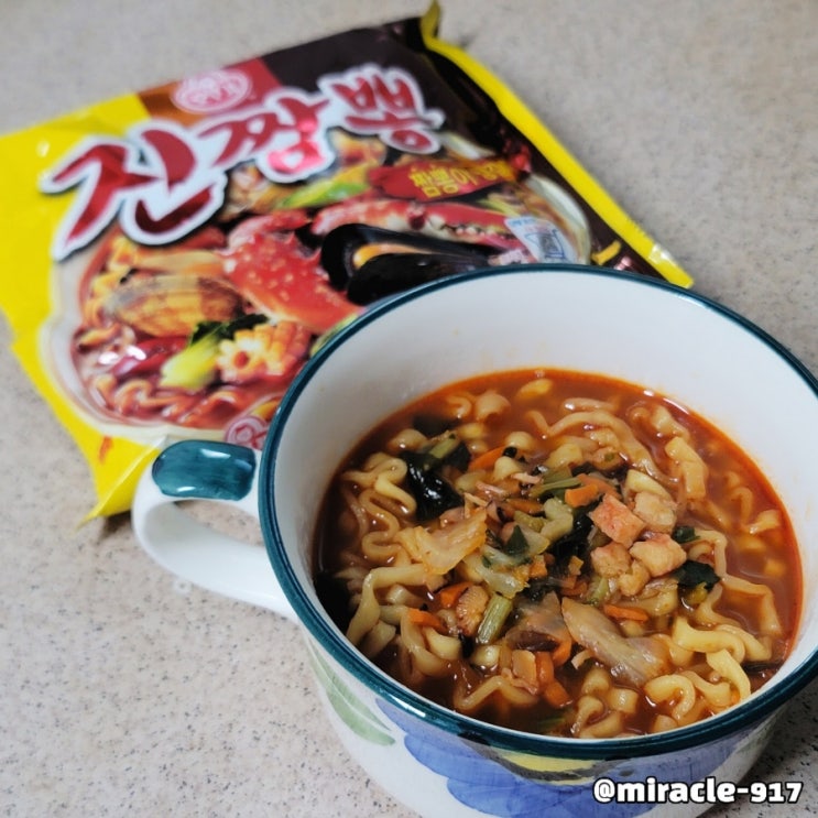  오뚜기 진짬뽕 가격 및 칼로리 내돈내산 리뷰