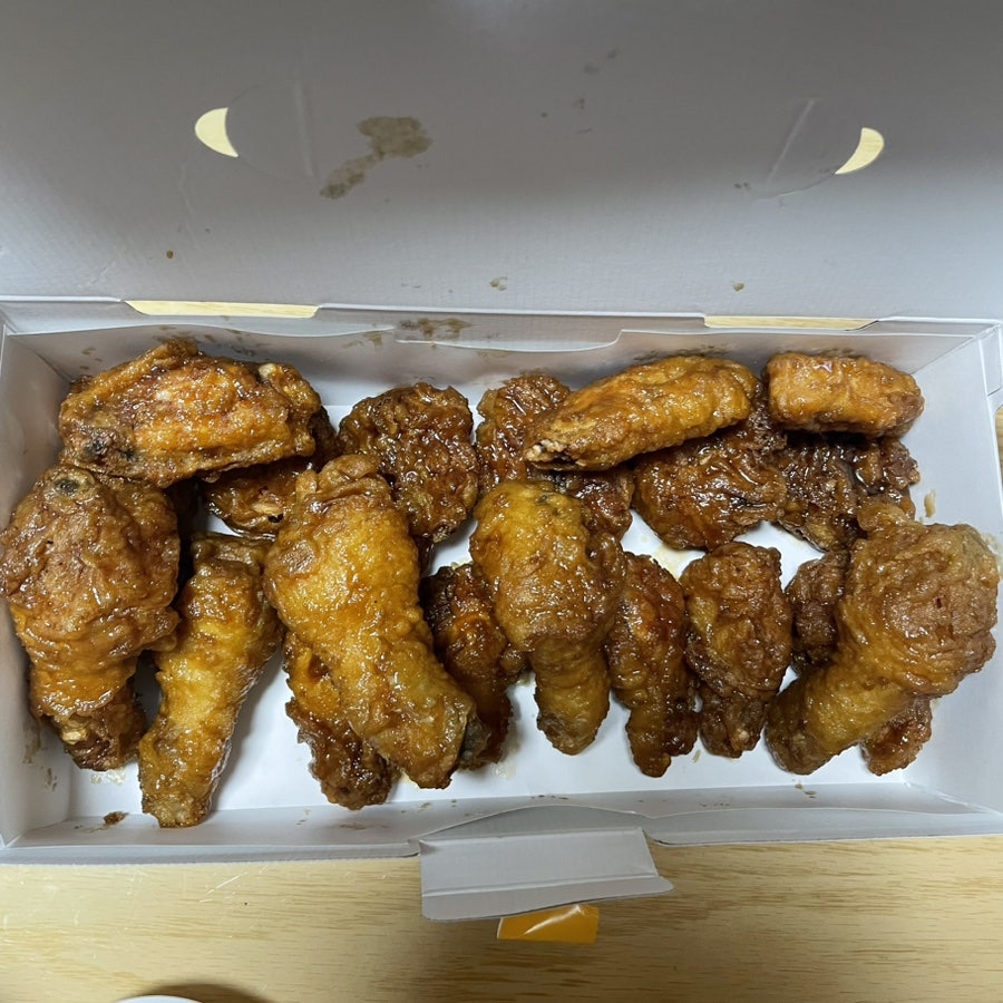 교촌치킨 반여1호점 사진 1