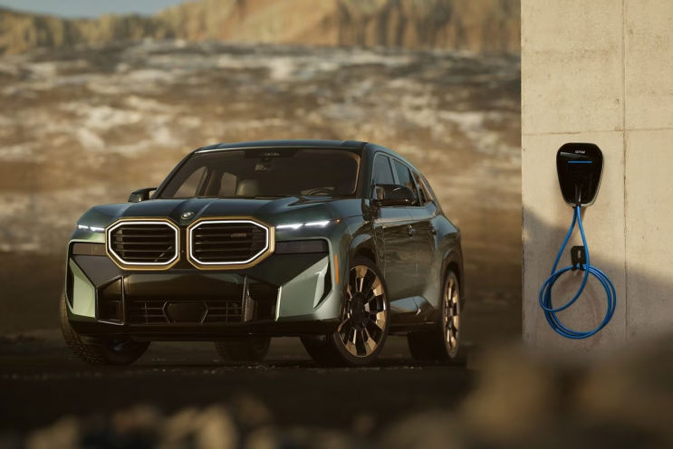  The First-Ever BMW XM / BMW자유로전시장 윤태성 대리