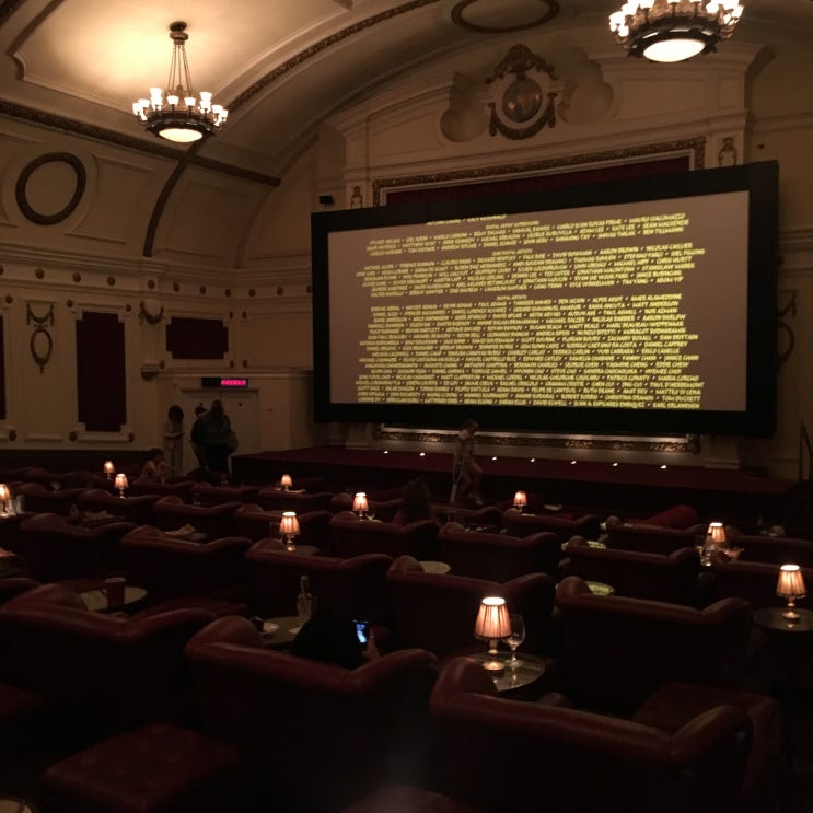  그때의 여름 런던(1): 중국동방항공, LSE carr-Saunders Hall, 플랫아이언, 노팅힐, Electric Cinema
