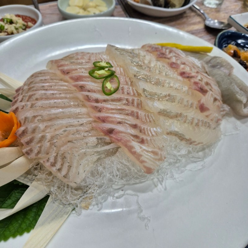 [남광주 시장 맛집] 진도섬마을 모둠 회, 전어 먹고 온 후기