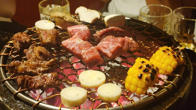  잠실 석촌호수 와규 맛집 호박꽃마차 서울 밤 데이트 코스 갈만한곳 추천
