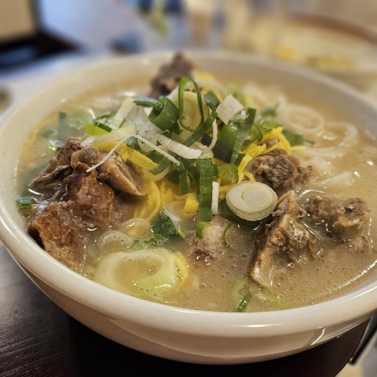  태릉입구 맛집 삼삼뼈국 먹골점 감자탕 맛있는 집