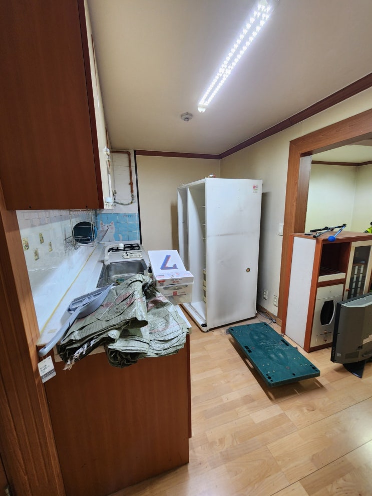  인천시 연수구 폐가구 수거 처리 이사 폐기물 집 정리 업체 비용 문의