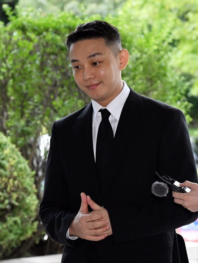 “증거 불충분”…경찰, ‘동성 <b>성폭행</b>’ 혐의 <b>유아인 불송치</b>... 