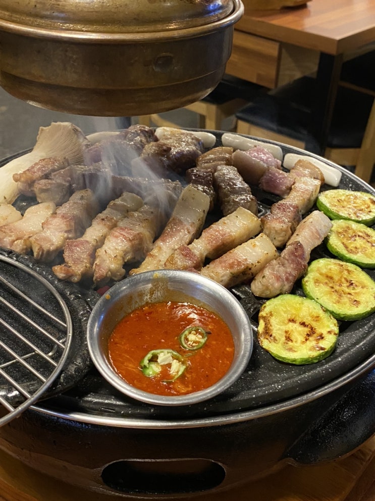  마산 합성동 맛집 - 목살이 맛있는 새벽네시반