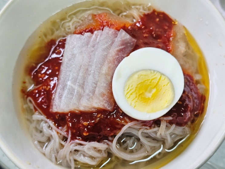  풀무원 비빔냉면 물냉면 뭐 먹을지 고민될땐 이렇게 조리하세요! 꿀맛추천
