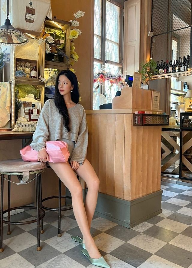 장재인, 모델 포스 넘치는 일상 공개… 이탈리아서 전한 근황