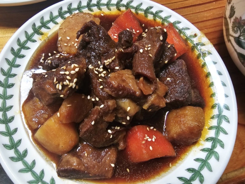 한우잡육으로 소고기찜!