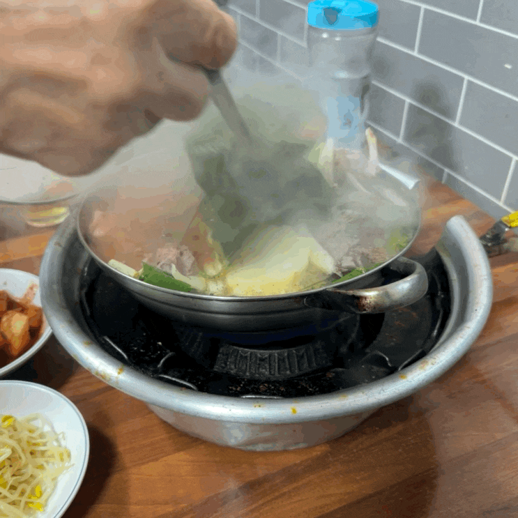  추석 버프로 두번 시도 끝에 성공한 감자탕 맛집 송파감자국 감자탕(소) 라면사리 볶음밥 먹고 온 리뷰.