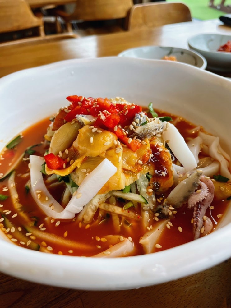  제주공항 근처 아침식사 맛집 오로섬:) 밤에는 현지도민이 찾는 제주이자카야