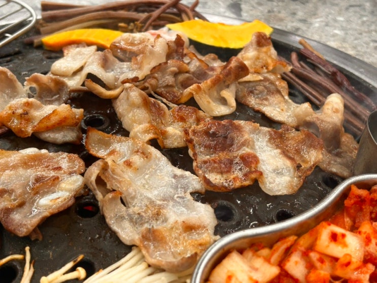 숙성육을 숯불과 함께 저렴한 가격으로 즐길 수 있는 다사 맛집! '동방축산 다사대실점'