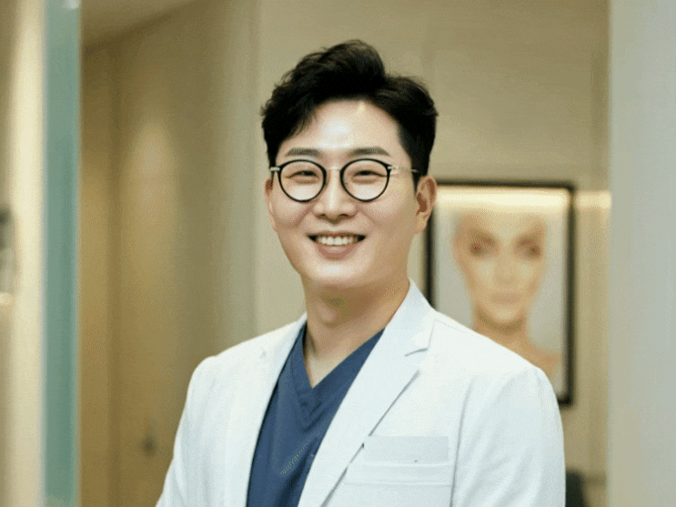  압구정 성형외과 복부리프팅? '이것'만은 꼭 확인하세요