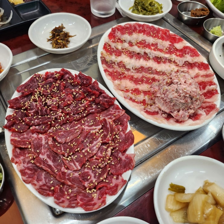  사직동 도성회관 차돌 육회랑 2차로 인사동