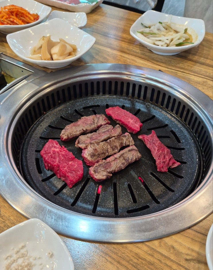  [강원도 철원 맛집] TV 체험 삶의 현장에 방영된 '민통선한우촌' | 가족외식, 정육식당