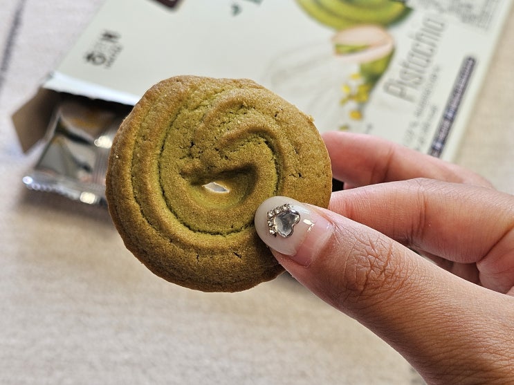  신상과자 버터링 피스타치오(Pistachio) 내돈내산 솔직 후기