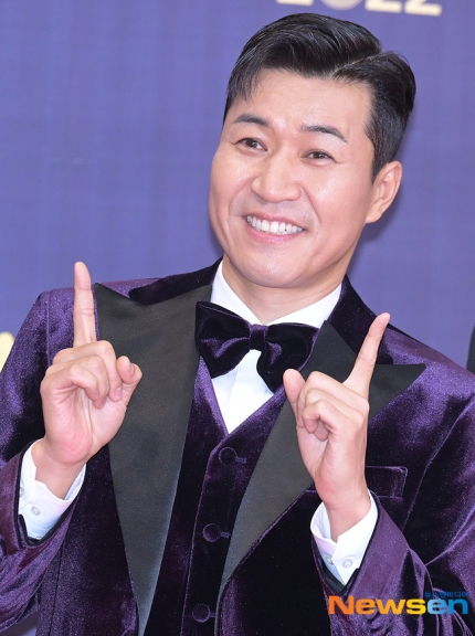 <b>김종민</b> 11세 연하 <b>사업가</b> 여친과 내년엔 <b>결혼</b> 계획을 말하다