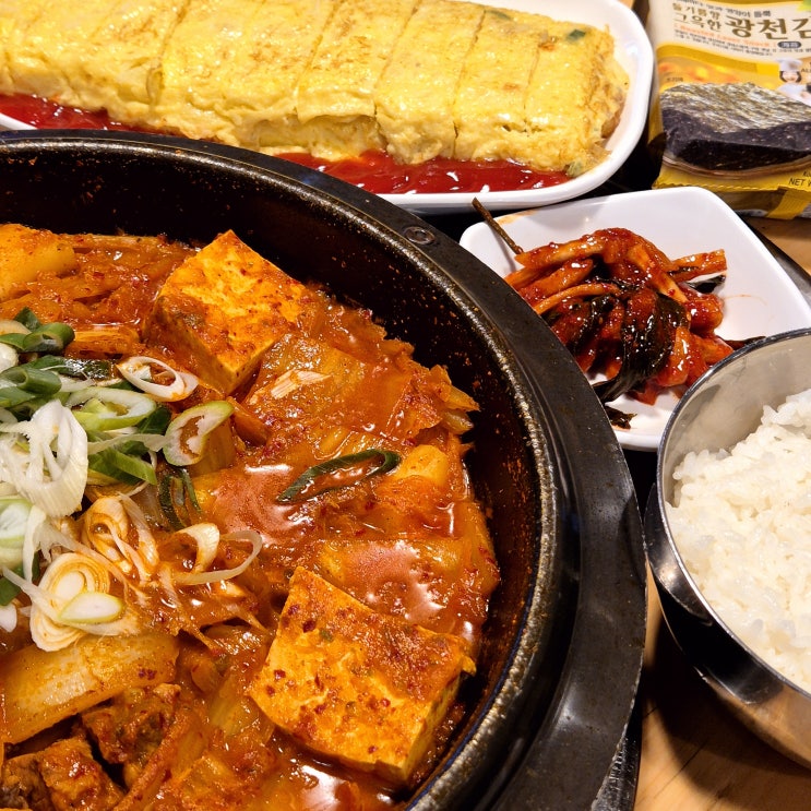 [안산/한대앞역] 돼지고기 김치찌개 두루치기 맛집 :: 양푼이_김치찌개의 집