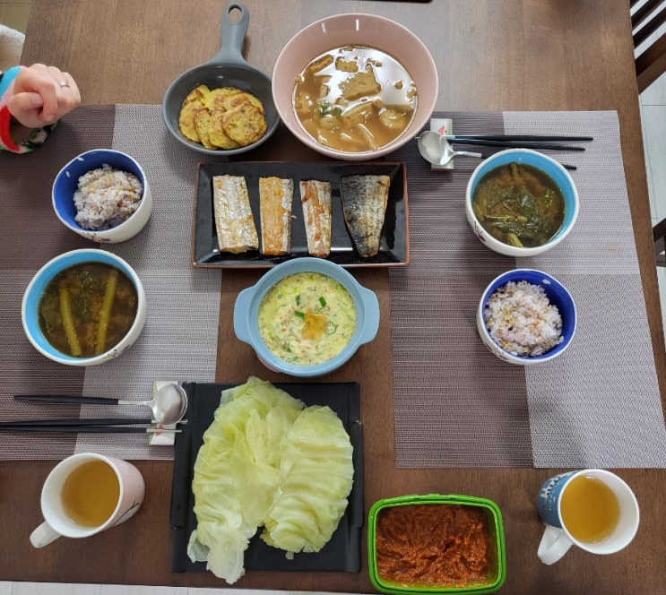 신혼부부의 2인분 같지 않은 집밥 시즌3, 일상 포토덤프 :)
