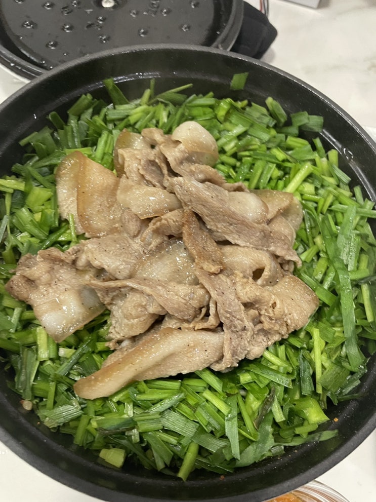  김치 대패 삼겹살 솥밥 만들기