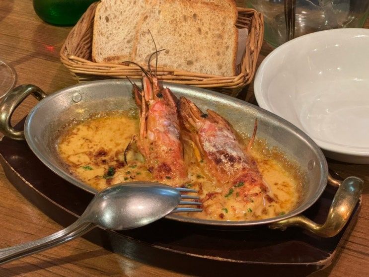  일본 후쿠오카 야쿠인 맛집 와인바 FIGO : 캐주얼하게 즐길 수 있는 일식 이탈리안 비스트로