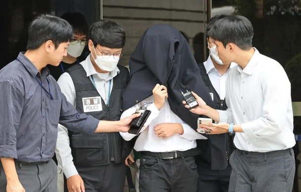  의료계 블랙리스트 전공의 정OO 구속: 스토킹처벌법의 적용과 향후 파장!