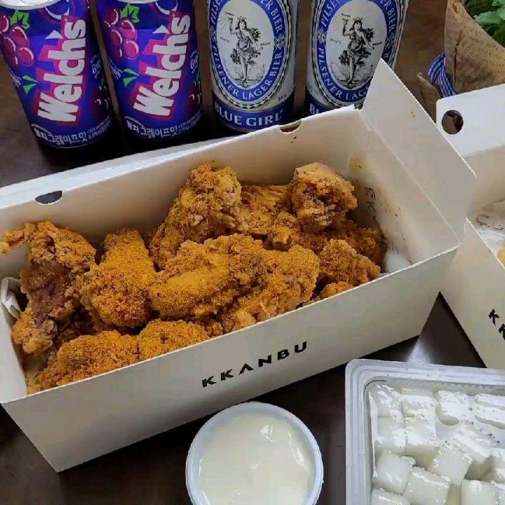 깐부치킨 판교산운마을점 사진 1