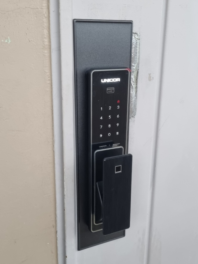  노원구 상계동 상계주공10단지아파트 유니코 도어락 TP-8500F 설치